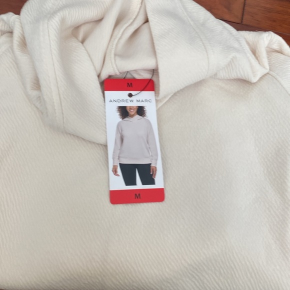 Andrew Marc Ladies soft pull on hoodie - Picture 3 of 3